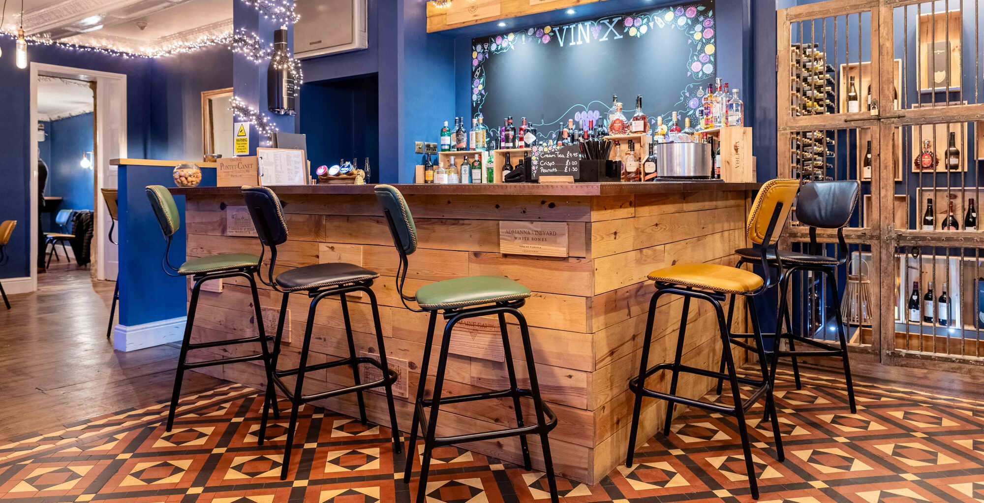 Three-Ways-Bar-&-Restaurant-Cotswolds